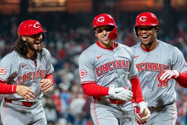 Cincinnati Reds vs Phillies Match